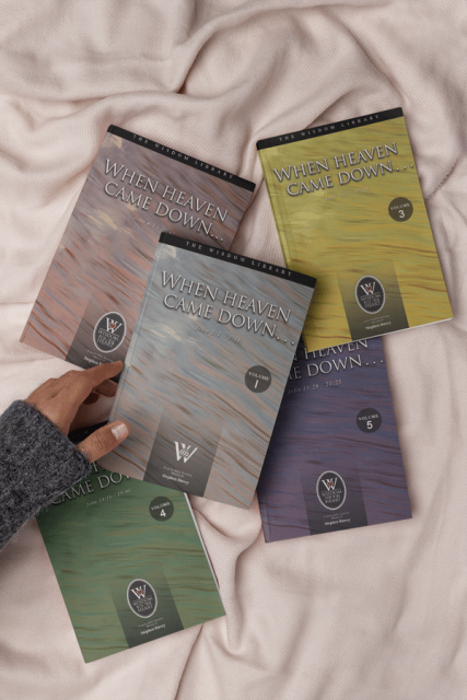 mockup featuring five books lying on a bed m26962 2